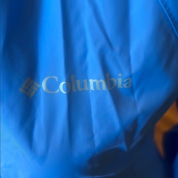 Columbia Blue Ski Jacket with High Collar and Water-Resistant Fabric - Picture 2 of 4